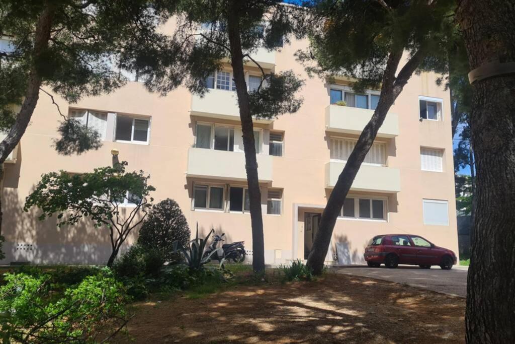 L'orée de la plage: appt. tout confort 4/6 pers. 400 m de la plage La Ciotat Exterior foto